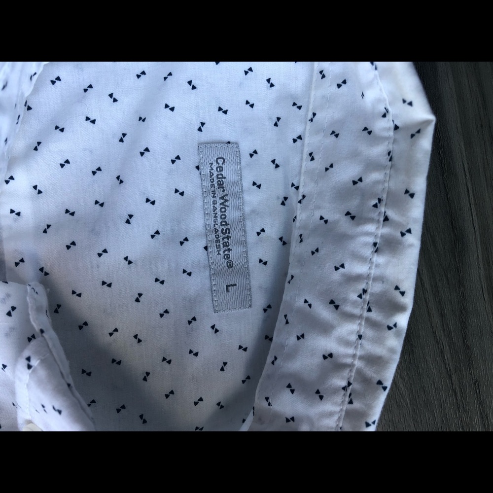 Patterned Button-Up Tee - Picture 3 of 3